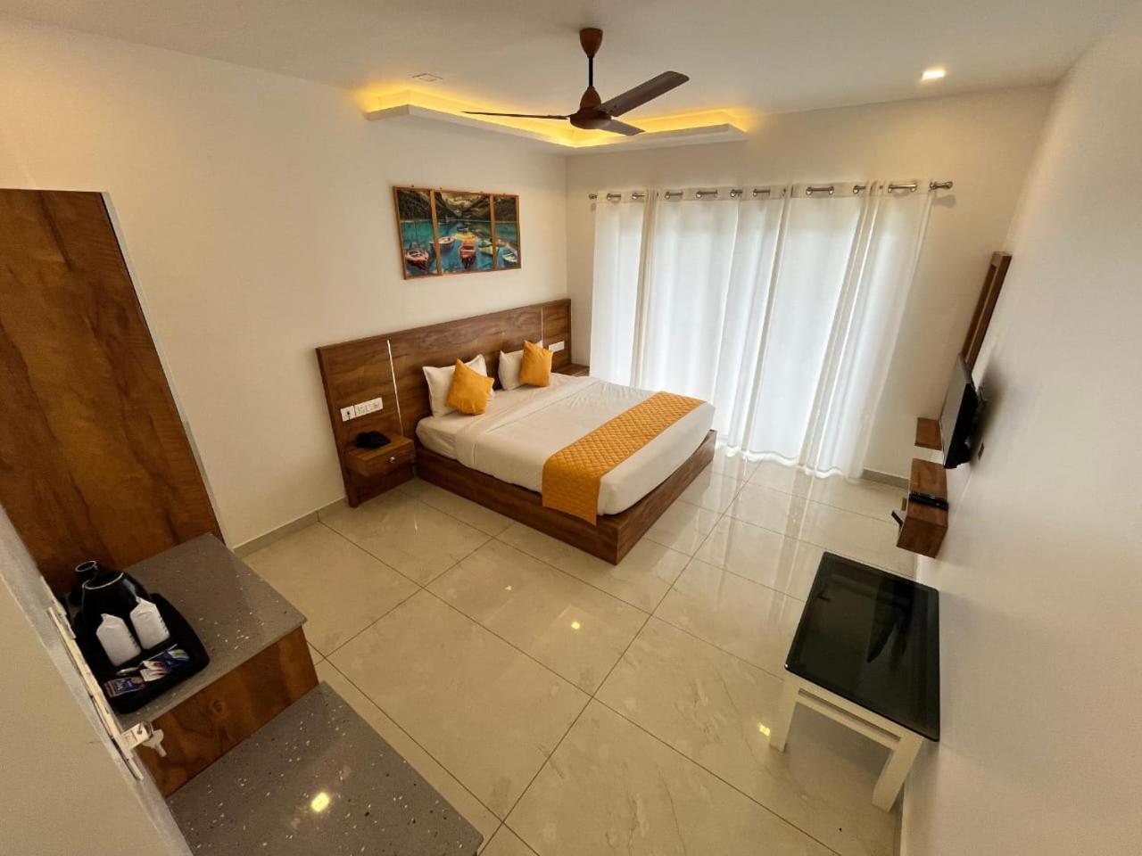 Aura Springs Resort Anachal Esterno foto